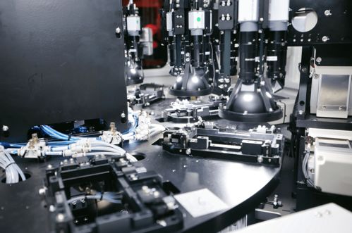 工業富聯控股子公司發布全自動機器視覺檢測新產品，引領電子產品智造升級